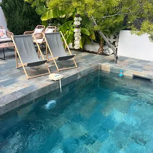  Appartement Bord De + Piscine
